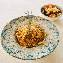 TAVUKLU NOODLE